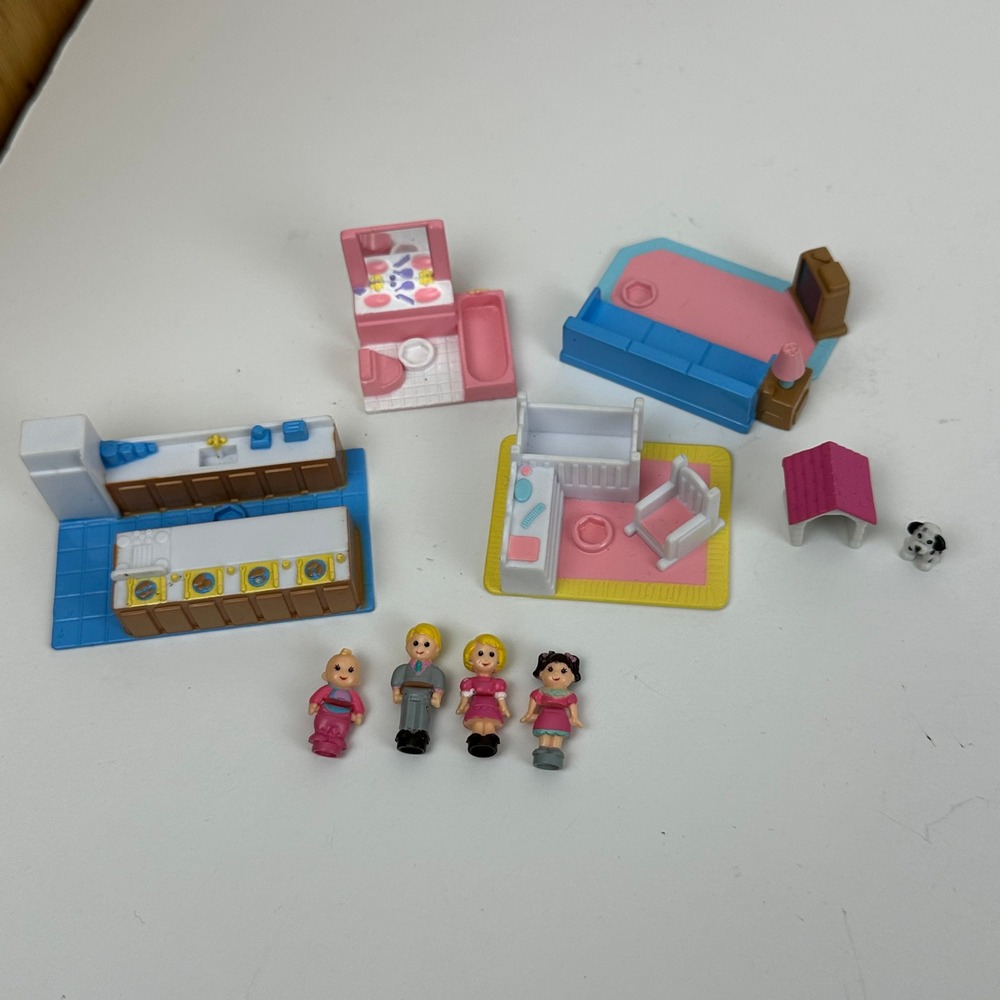 Vintage Galoob My Pretty Dollhouse LGT Micro Dollhouse Furniture Figures Lot 90s